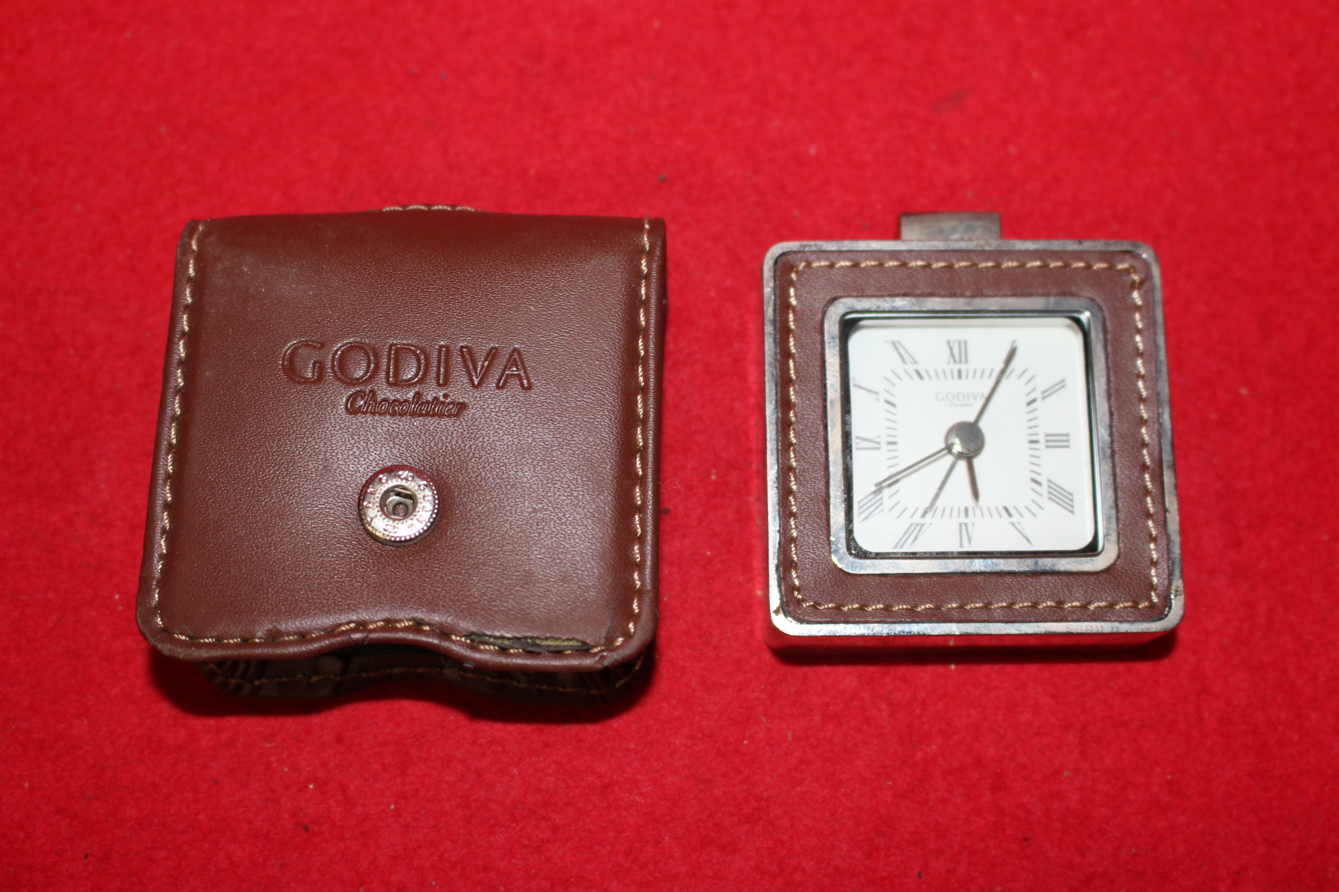 GODIVA 시계