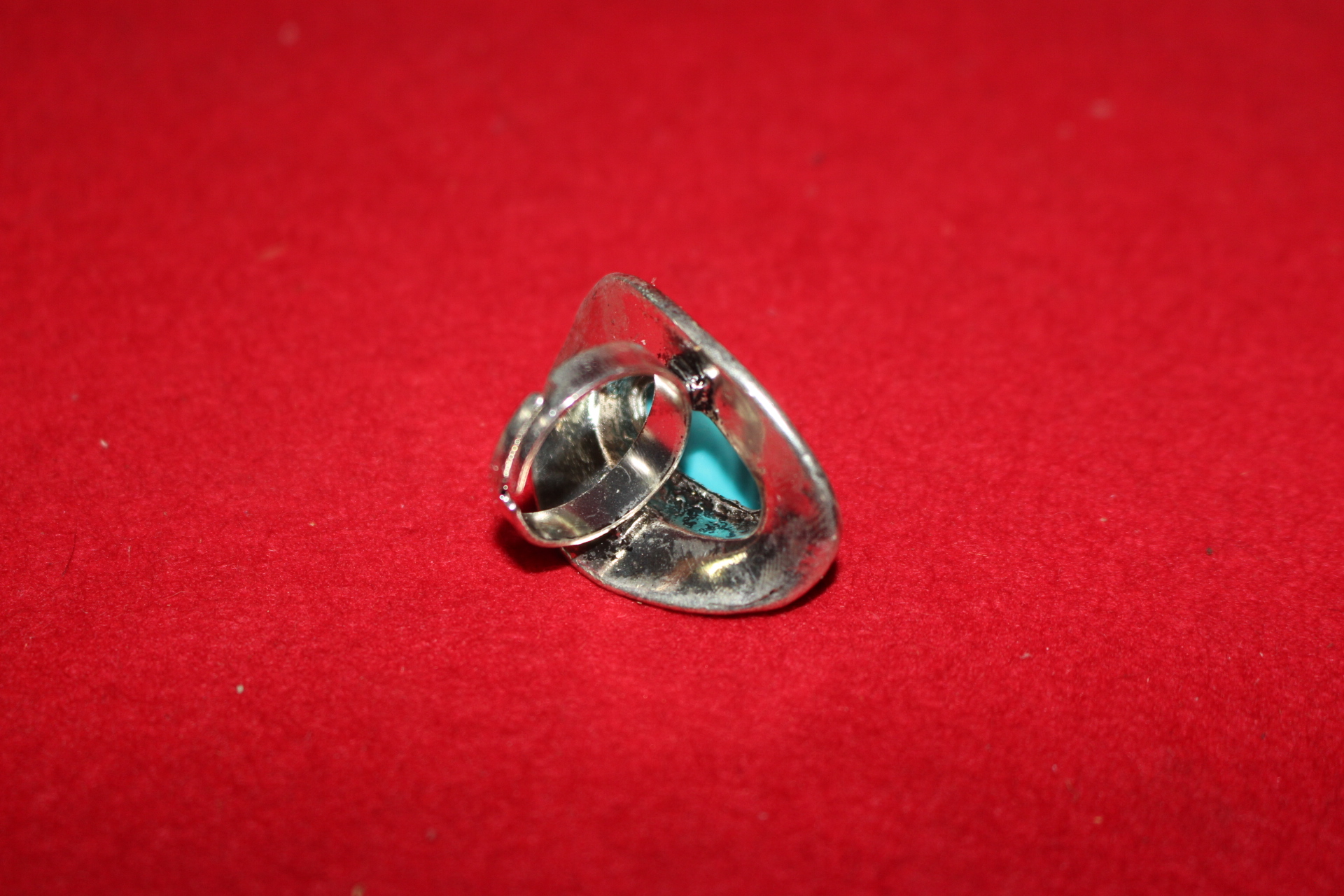 10-티벳 백동으로된 보석이 장식된 반지