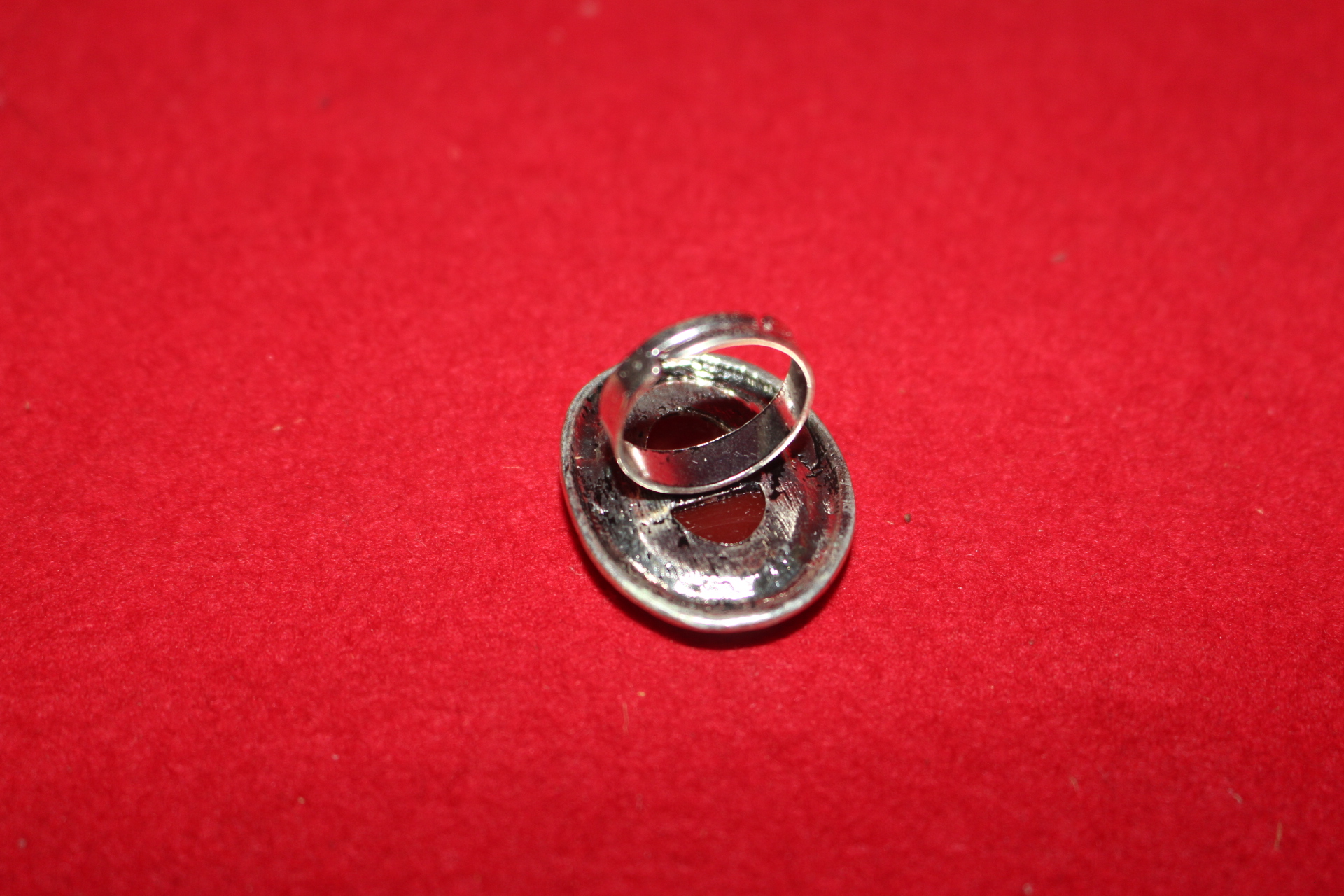 32-티벳 백동으로된 보석이 장식된 반지